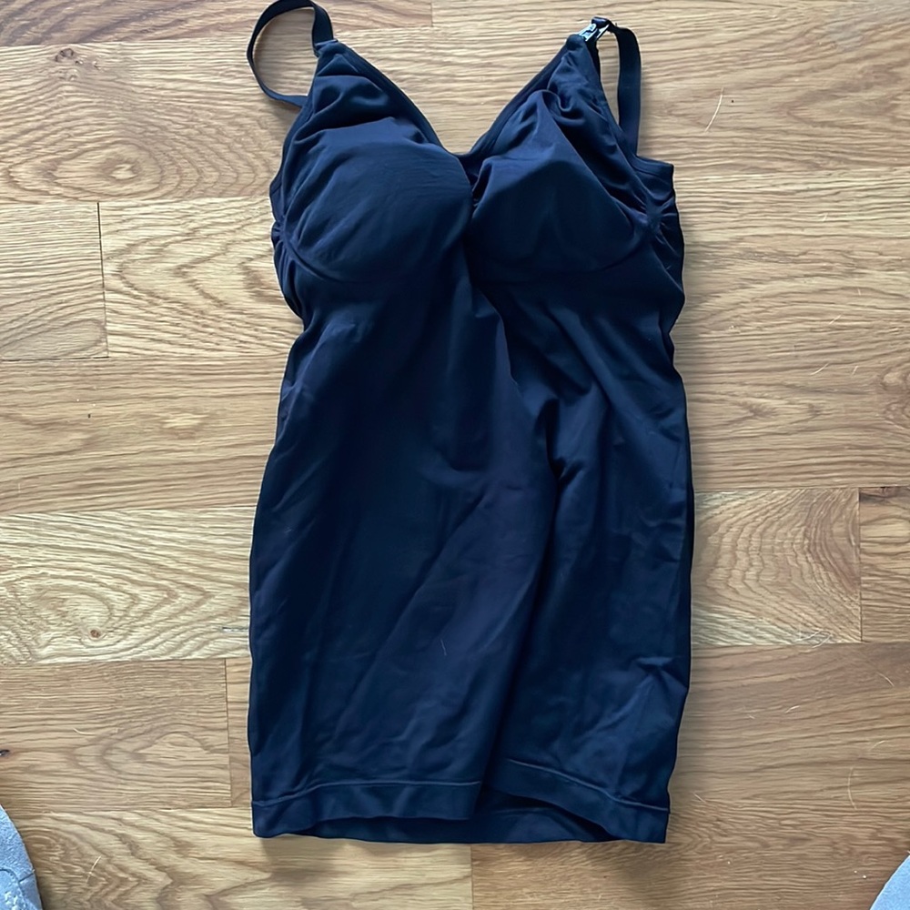 Kindred bravely nursing shape wear tank